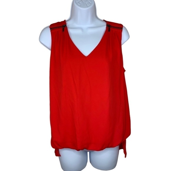 IZ Byer Red Vibrant Sleeveless Blouse Gathered Top V Neck Zip Closure - Picture 1 of 8